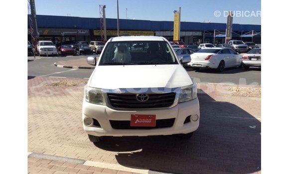 Buy Import Toyota Hilux White Car in Import - Dubai in Andijon Buy Import Toyota Hilux White Car in Import - Dubai in Andijon