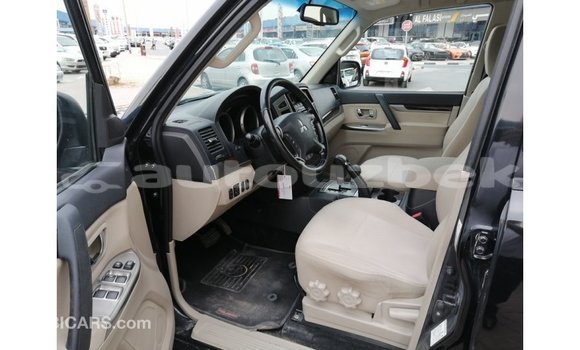 Buy Import Mitsubishi Pajero Black Car in Import - Dubai in Andijon Buy Import Mitsubishi Pajero Black Car in Import - Dubai in Andijon