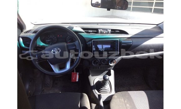 Buy Import Toyota Hilux White Car in Import - Dubai in Andijon Buy Import Toyota Hilux White Car in Import - Dubai in Andijon
