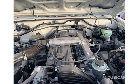 Buy Import Toyota Land Cruiser White Car in Import - Dubai in Andijon Buy Import Toyota Land Cruiser White Car in Import - Dubai in Andijon