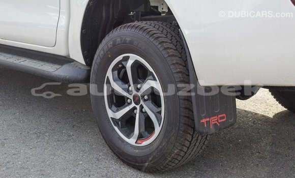 Buy Import Toyota Hilux White Car in Import - Dubai in Andijon Buy Import Toyota Hilux White Car in Import - Dubai in Andijon