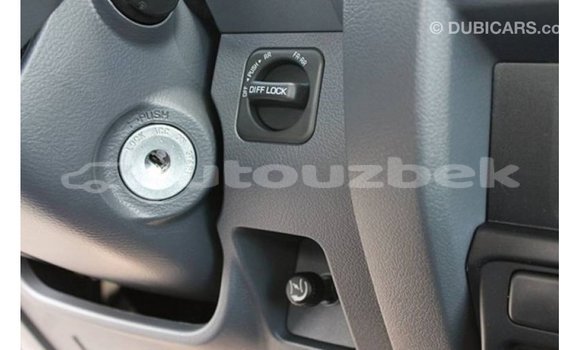 Buy Import Toyota Land Cruiser White Car in Import - Dubai in Andijon Buy Import Toyota Land Cruiser White Car in Import - Dubai in Andijon