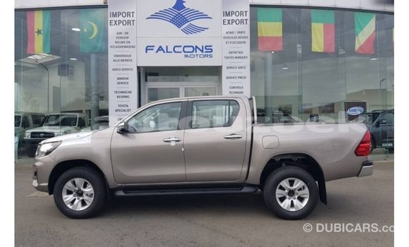 Buy Import Toyota Hilux Brown Car in Import - Dubai in Andijon Buy Import Toyota Hilux Brown Car in Import - Dubai in Andijon