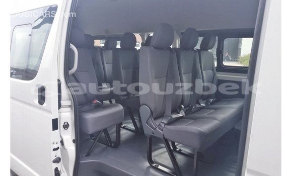 Buy Import Toyota Hiace White Car in Import - Dubai in Andijon Buy Import Toyota Hiace White Car in Import - Dubai in Andijon