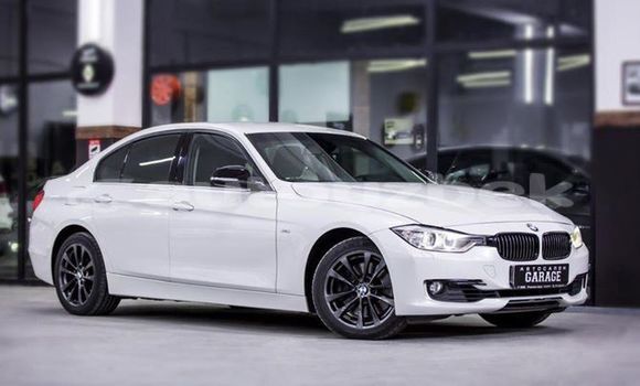 Buy Used BMW 3–Series White Car in Tashkent in Toskent