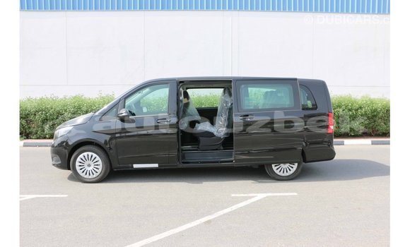 Buy Import Mercedes-Benz 250 Black Car in Import - Dubai in Andijon Buy Import Mercedes-Benz 250 Black Car in Import - Dubai in Andijon