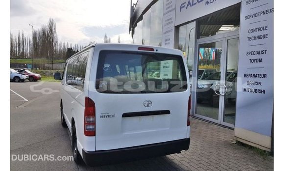 Buy Import Toyota Hiace White Car in Import - Dubai in Andijon Buy Import Toyota Hiace White Car in Import - Dubai in Andijon