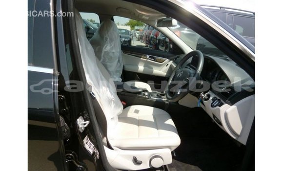 Buy Import Mercedes-Benz 200 Black Car in Import - Dubai in Andijon Buy Import Mercedes-Benz 200 Black Car in Import - Dubai in Andijon