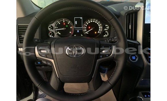 Buy Import Toyota Land Cruiser Black Car in Import - Dubai in Andijon Buy Import Toyota Land Cruiser Black Car in Import - Dubai in Andijon