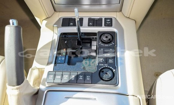 Buy Import Toyota Land Cruiser White Car in Import - Dubai in Andijon Buy Import Toyota Land Cruiser White Car in Import - Dubai in Andijon