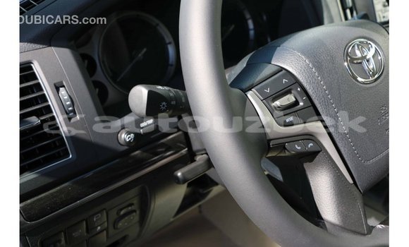 Buy Import Toyota Land Cruiser Black Car in Import - Dubai in Andijon Buy Import Toyota Land Cruiser Black Car in Import - Dubai in Andijon