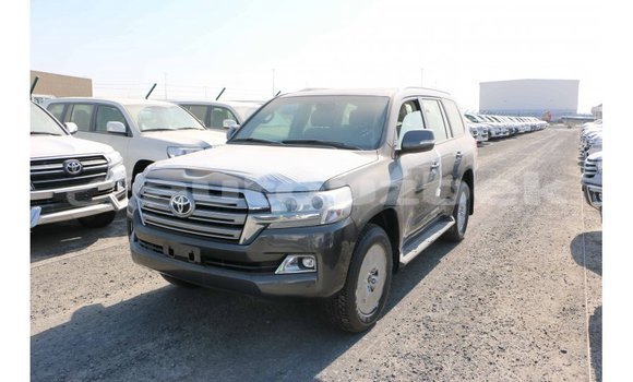Medium with watermark toyota land cruiser andijon import dubai 2216