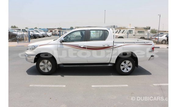 Buy Import Toyota Hilux White Car in Import - Dubai in Andijon Buy Import Toyota Hilux White Car in Import - Dubai in Andijon
