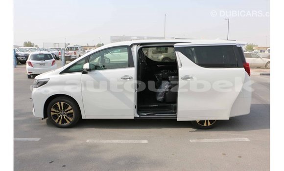 Buy Import Toyota Alphard White Car in Import - Dubai in Andijon Buy Import Toyota Alphard White Car in Import - Dubai in Andijon