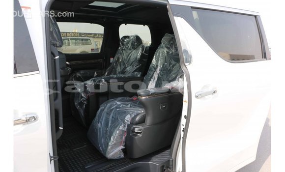 Buy Import Toyota Alphard White Car in Import - Dubai in Andijon Buy Import Toyota Alphard White Car in Import - Dubai in Andijon