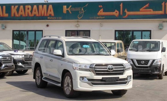 Buy Import Toyota Land Cruiser White Car in Import - Dubai in Andijon Buy Import Toyota Land Cruiser White Car in Import - Dubai in Andijon