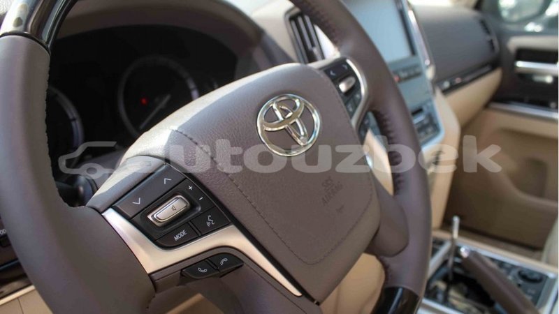 Big with watermark toyota land cruiser andijon import dubai 2234
