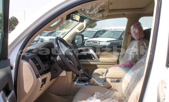 Buy Import Toyota Land Cruiser White Car in Import - Dubai in Andijon Buy Import Toyota Land Cruiser White Car in Import - Dubai in Andijon