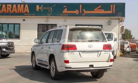 Buy Import Toyota Land Cruiser White Car in Import - Dubai in Andijon Buy Import Toyota Land Cruiser White Car in Import - Dubai in Andijon