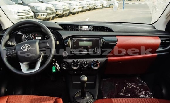 Buy Import Toyota Hilux White Car in Import - Dubai in Andijon Buy Import Toyota Hilux White Car in Import - Dubai in Andijon