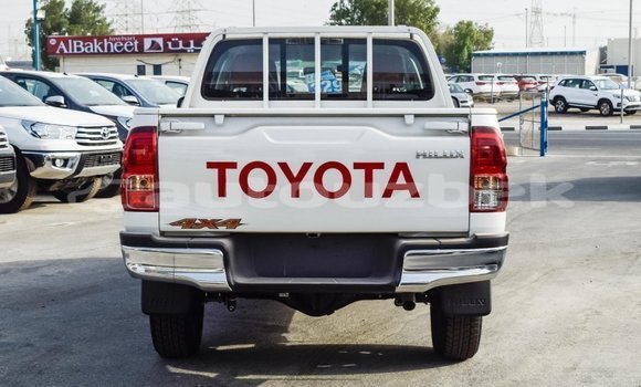 Buy Import Toyota Hilux White Car in Import - Dubai in Andijon Buy Import Toyota Hilux White Car in Import - Dubai in Andijon