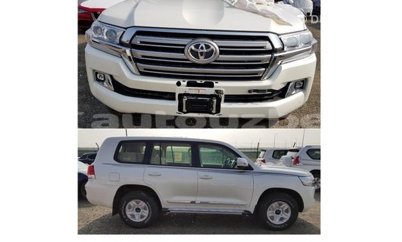 Buy Import Toyota Land Cruiser White Car in Import - Dubai in Andijon Buy Import Toyota Land Cruiser White Car in Import - Dubai in Andijon