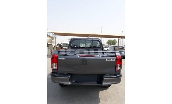 Buy Import Toyota Hilux Black Car in Import - Dubai in Andijon Buy Import Toyota Hilux Black Car in Import - Dubai in Andijon