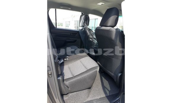 Buy Import Toyota Hilux Black Car in Import - Dubai in Andijon Buy Import Toyota Hilux Black Car in Import - Dubai in Andijon