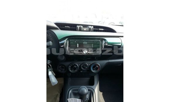 Buy Import Toyota Hilux Black Car in Import - Dubai in Andijon Buy Import Toyota Hilux Black Car in Import - Dubai in Andijon