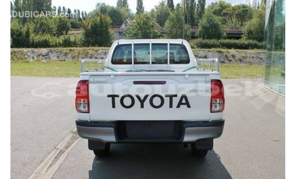 Buy Import Toyota Hilux White Car in Import - Dubai in Andijon Buy Import Toyota Hilux White Car in Import - Dubai in Andijon