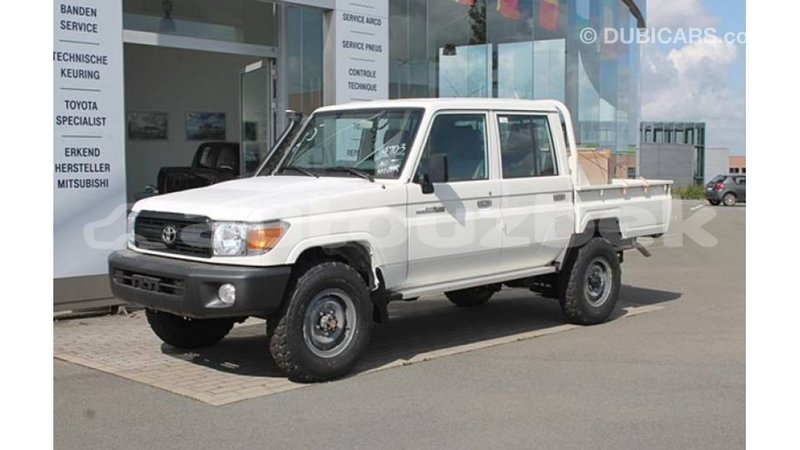 Big with watermark toyota land cruiser andijon import dubai 2260