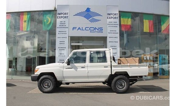 Buy Import Toyota Land Cruiser White Car in Import - Dubai in Andijon Buy Import Toyota Land Cruiser White Car in Import - Dubai in Andijon