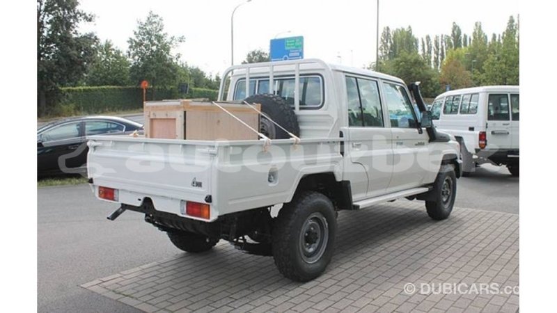 Big with watermark toyota land cruiser andijon import dubai 2260