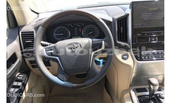 Buy Import Toyota Land Cruiser Black Car in Import - Dubai in Andijon Buy Import Toyota Land Cruiser Black Car in Import - Dubai in Andijon