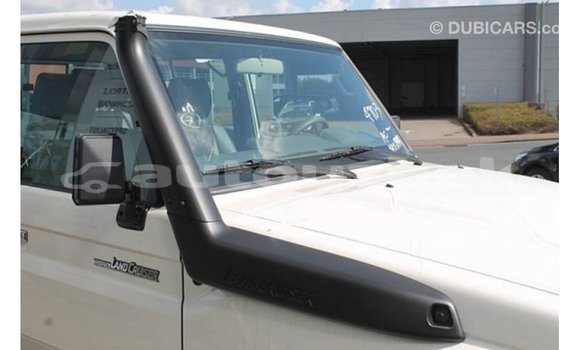 Buy Import Toyota Land Cruiser White Car in Import - Dubai in Andijon Buy Import Toyota Land Cruiser White Car in Import - Dubai in Andijon