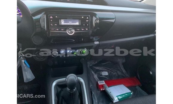 Buy Import Toyota Hilux Black Car in Import - Dubai in Andijon Buy Import Toyota Hilux Black Car in Import - Dubai in Andijon