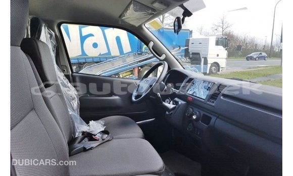 Buy Import Toyota Hiace White Car in Import - Dubai in Andijon Buy Import Toyota Hiace White Car in Import - Dubai in Andijon