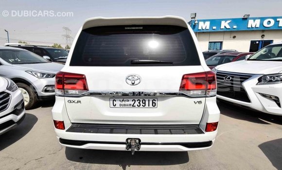Buy Import Toyota Land Cruiser White Car in Import - Dubai in Andijon Buy Import Toyota Land Cruiser White Car in Import - Dubai in Andijon