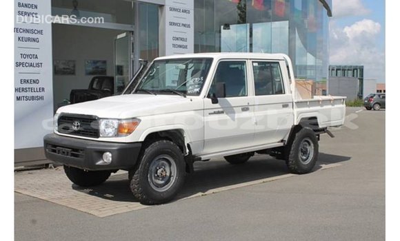 Buy Import Toyota Land Cruiser White Car in Import - Dubai in Andijon Buy Import Toyota Land Cruiser White Car in Import - Dubai in Andijon