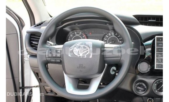 Buy Import Toyota Hilux White Car in Import - Dubai in Andijon Buy Import Toyota Hilux White Car in Import - Dubai in Andijon