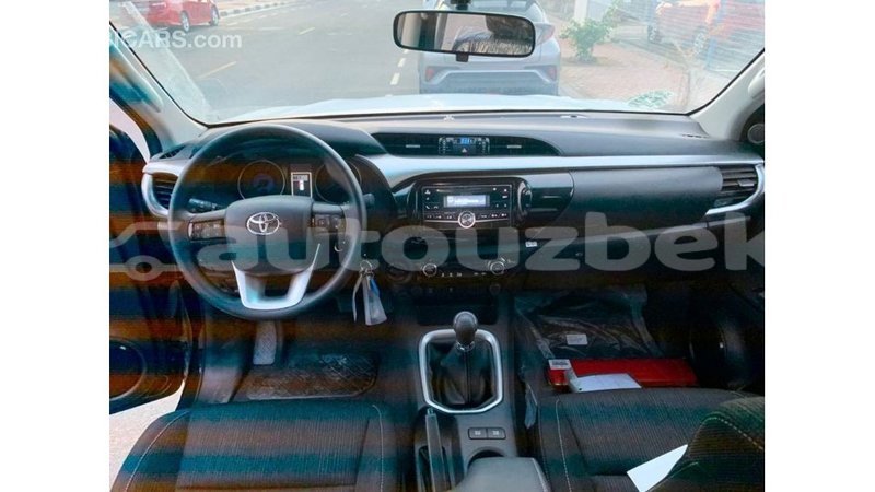 Big with watermark toyota hilux andijon import dubai 2281