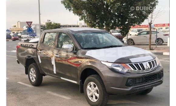 Buy Import Mitsubishi L200 Brown Car in Import - Dubai in Andijon Buy Import Mitsubishi L200 Brown Car in Import - Dubai in Andijon