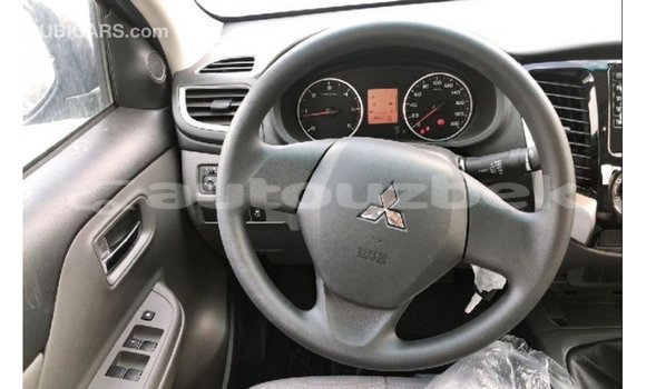 Buy Import Mitsubishi L200 Brown Car in Import - Dubai in Andijon Buy Import Mitsubishi L200 Brown Car in Import - Dubai in Andijon