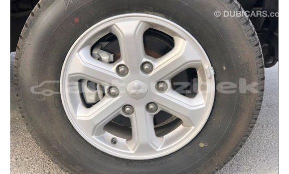 Buy Import Mitsubishi L200 Brown Car in Import - Dubai in Andijon Buy Import Mitsubishi L200 Brown Car in Import - Dubai in Andijon