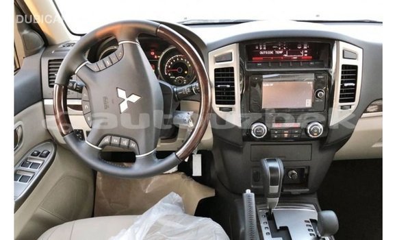 Buy Import Mitsubishi Pajero Black Car in Import - Dubai in Andijon Buy Import Mitsubishi Pajero Black Car in Import - Dubai in Andijon