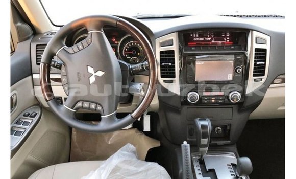 Buy Import Mitsubishi Pajero Black Car in Import - Dubai in Andijon Buy Import Mitsubishi Pajero Black Car in Import - Dubai in Andijon