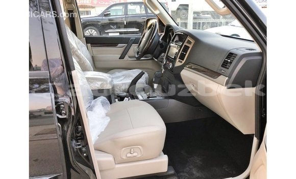 Buy Import Mitsubishi Pajero Black Car in Import - Dubai in Andijon Buy Import Mitsubishi Pajero Black Car in Import - Dubai in Andijon