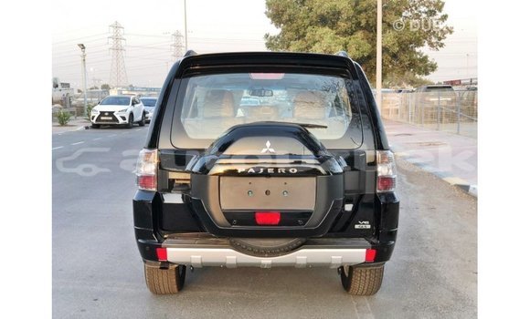 Buy Import Mitsubishi Pajero Black Car in Import - Dubai in Andijon Buy Import Mitsubishi Pajero Black Car in Import - Dubai in Andijon