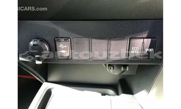 Buy Import Toyota 4Runner White Car in Import - Dubai in Andijon Buy Import Toyota 4Runner White Car in Import - Dubai in Andijon