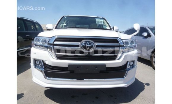 Buy Import Toyota Land Cruiser White Car in Import - Dubai in Andijon Buy Import Toyota Land Cruiser White Car in Import - Dubai in Andijon